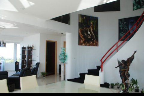Condominio de 2 dormitorios en Pattaya, Tailandia № 19832 - foto 18
