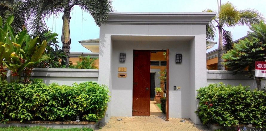 Casa de 3 dormitorios en Pattaya, Tailandia № 20726