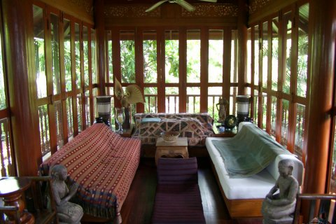 Casa de 4 dormitorios en Jomtien Beach, Pattaya, Tailandia № 20280 - foto 16