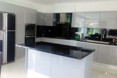 Casa de 3 dormitorios en Pattaya, Tailandia № 21569 - foto 6