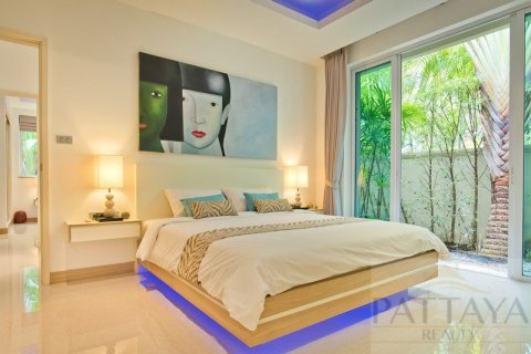 Casa de 3 dormitorios en Pattaya, Tailandia № 21156 - foto 12