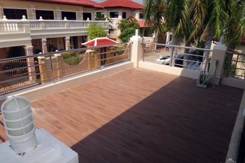 Casa de 3 dormitorios en Pattaya, Tailandia № 23324 - foto 27