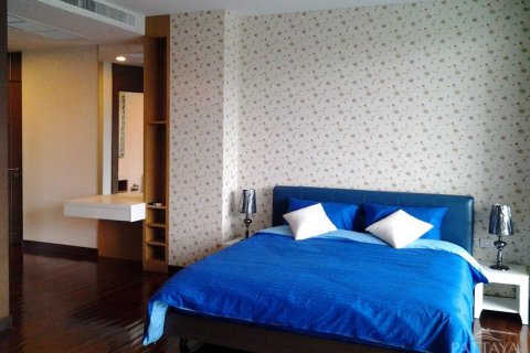 Condominio de 2 dormitorios en Pattaya, Tailandia № 19810 - foto 4