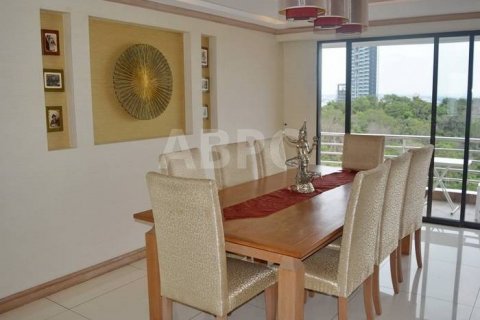 Condominio de 2 dormitorios en Pattaya, Tailandia № 22226