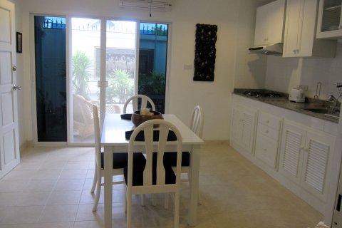 Casa de 3 dormitorios en Pattaya, Tailandia № 22996 - foto 15
