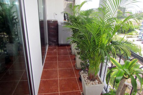 Condominio de 2 dormitorios en Jomtien Beach, Pattaya, Tailandia № 20361 - foto 9