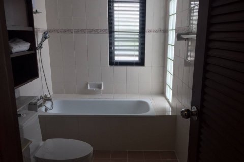 Casa de 5 dormitorios en Pattaya, Tailandia № 22186 - foto 7