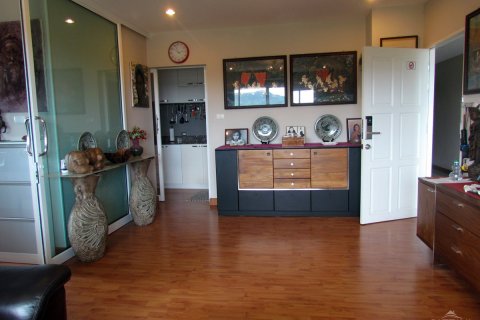 Condominio de 1 dormitorio en Pattaya, Tailandia № 20818 - foto 2