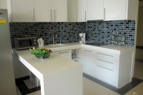 Condominio de 3 dormitorios en Pattaya, Tailandia № 22945 - foto 12