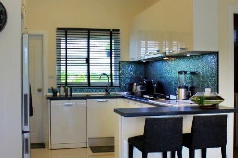 Casa de 3 dormitorios en Pattaya, Tailandia № 20988 - foto 13