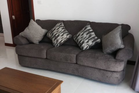Casa de 3 dormitorios en Pattaya, Tailandia № 22177 - foto 2