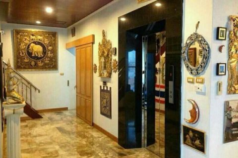 Casa de 10 dormitorios en Pattaya, Tailandia № 22264 - foto 6