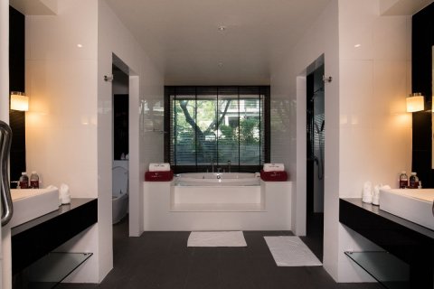 Casa de 5 dormitorios en Phuket, Tailandia № 22369 - foto 25