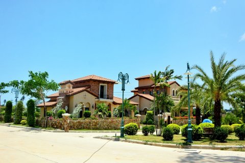 Casa de 3 dormitorios en Pattaya, Tailandia № 20213 - foto 19
