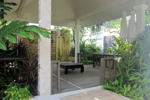 Casa de 4 dormitorios en Pattaya, Tailandia № 23045 - foto 5