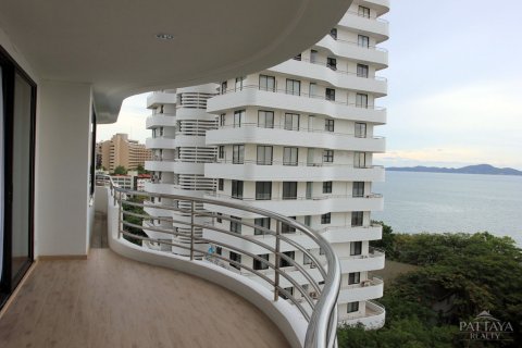Condominio de 2 dormitorios en Pattaya, Tailandia № 19786 - foto 10