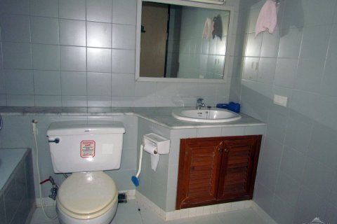Condominio de 2 dormitorios en Jomtien Beach, Pattaya, Tailandia № 22789 - foto 4