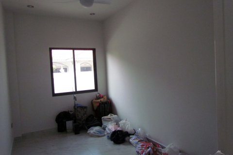 Casa de 3 dormitorios en Pattaya, Tailandia № 24099 - foto 10