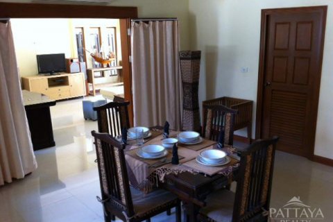 Casa de 5 dormitorios en Pattaya, Tailandia № 23426 - foto 9