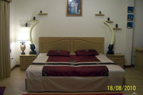 Casa de 4 dormitorios en Pattaya, Tailandia № 22974 - foto 9