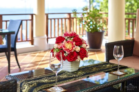 Casa de 5 dormitorios en Pattaya, Tailandia № 20261 - foto 14