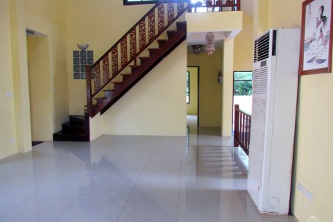 Casa de 3 dormitorios en Pattaya, Tailandia № 22784 - foto 9