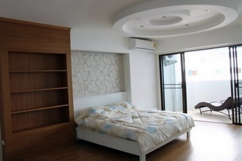 Condominio de 1 dormitorio en Jomtien Beach, Pattaya, Tailandia № 23905 - foto 2