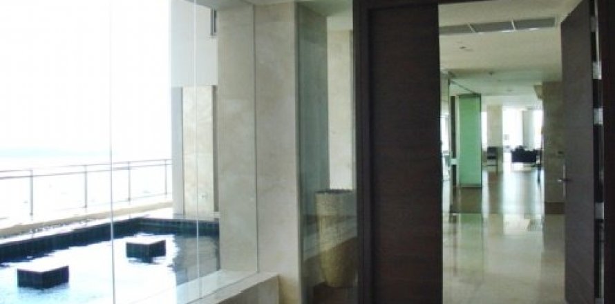 Condominio de 3 dormitorios en Pattaya, Tailandia № 23550