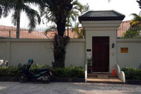 Casa de 2 dormitorios en Jomtien Beach, Pattaya, Tailandia № 24239