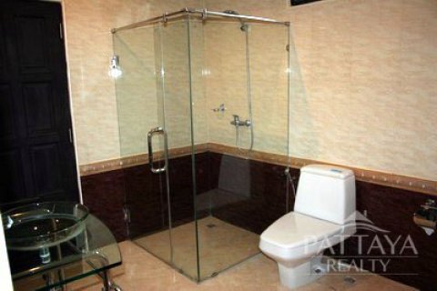 Casa de 3 dormitorios en Pattaya, Tailandia № 22791 - foto 8