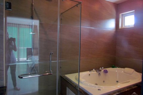 Condominio de 2 dormitorios en Pattaya, Tailandia № 20350 - foto 19