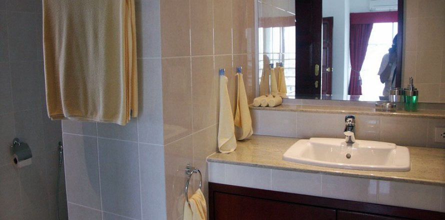 Condominio de 2 dormitorios en Pattaya, Tailandia № 23009