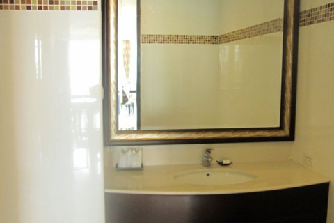 Condominio de 3 dormitorios en Pattaya, Tailandia № 22945