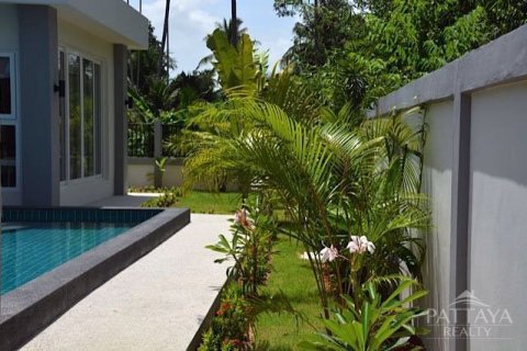 Casa de 3 dormitorios en Pattaya, Tailandia № 24451 - foto 15