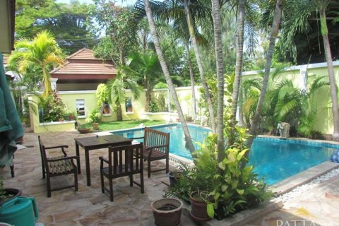 Casa de 2 dormitorios en Pattaya, Tailandia № 21728 - foto 27