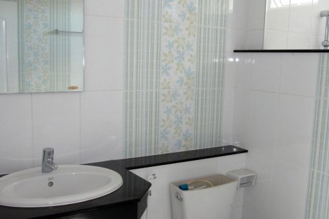 Casa de 3 dormitorios en Pattaya, Tailandia № 22997 - foto 10