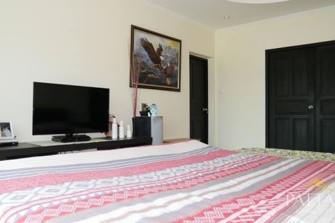 Casa de 5 dormitorios en Pattaya, Tailandia № 21271 - foto 19
