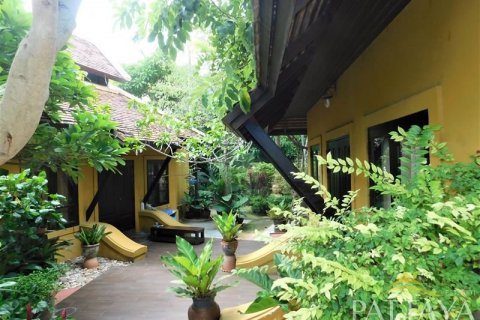 Casa de 5 dormitorios en Jomtien Beach, Pattaya, Tailandia № 23851 - foto 16