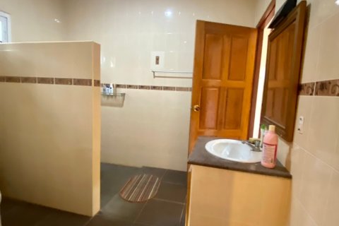 Casa de 4 dormitorios en Pattaya, Tailandia № 22374 - foto 8