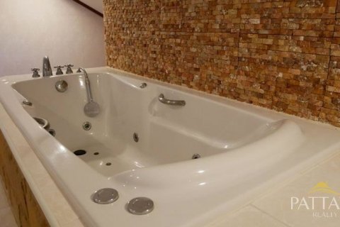 Casa de 5 dormitorios en Pattaya, Tailandia № 21271 - foto 6