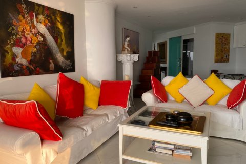 Condominio de 2 dormitorios en Pattaya, Tailandia № 22305 - foto 25