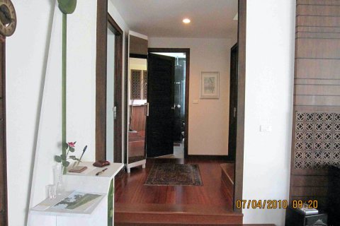 Casa de 3 dormitorios en Pattaya, Tailandia № 22888 - foto 12