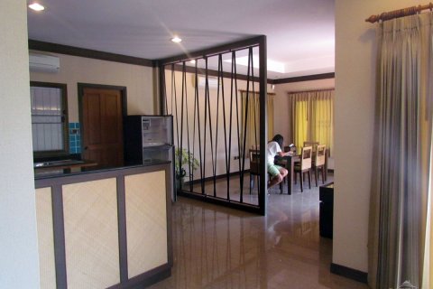 Casa de 3 dormitorios en Pattaya, Tailandia № 24142 - foto 11