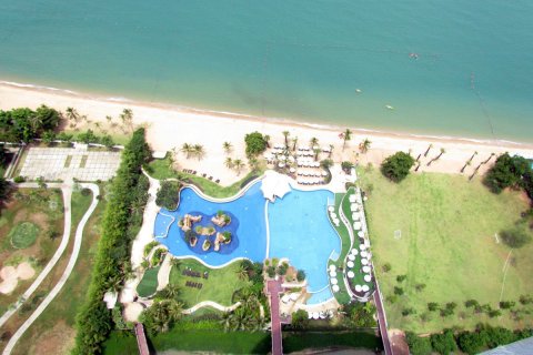 Condominio de 4 dormitorios en Pattaya, Tailandia № 20303 - foto 12