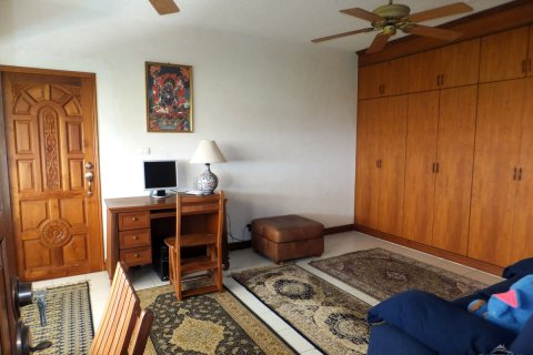 Condominio de 2 dormitorios en Pattaya, Tailandia № 23694 - foto 3