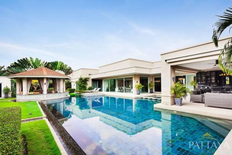 Casa de 8 dormitorios en Pattaya, Tailandia № 21529