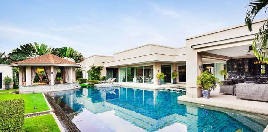 Casa de 8 dormitorios en Pattaya, Tailandia № 21529