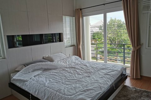 Casa de 3 dormitorios en Pattaya, Tailandia № 22051 - foto 15