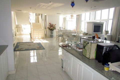 Condominio de 4 dormitorios en Pattaya, Tailandia № 20072 - foto 3