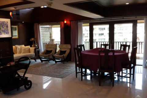 Condominio de 3 dormitorios en Jomtien Beach, Pattaya, Tailandia № 24299 - foto 4
